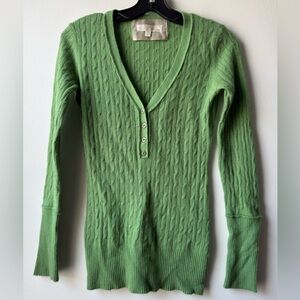 Kaisely Light Green V-Neck Sweater